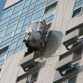 Доставка джакузи верхолазами